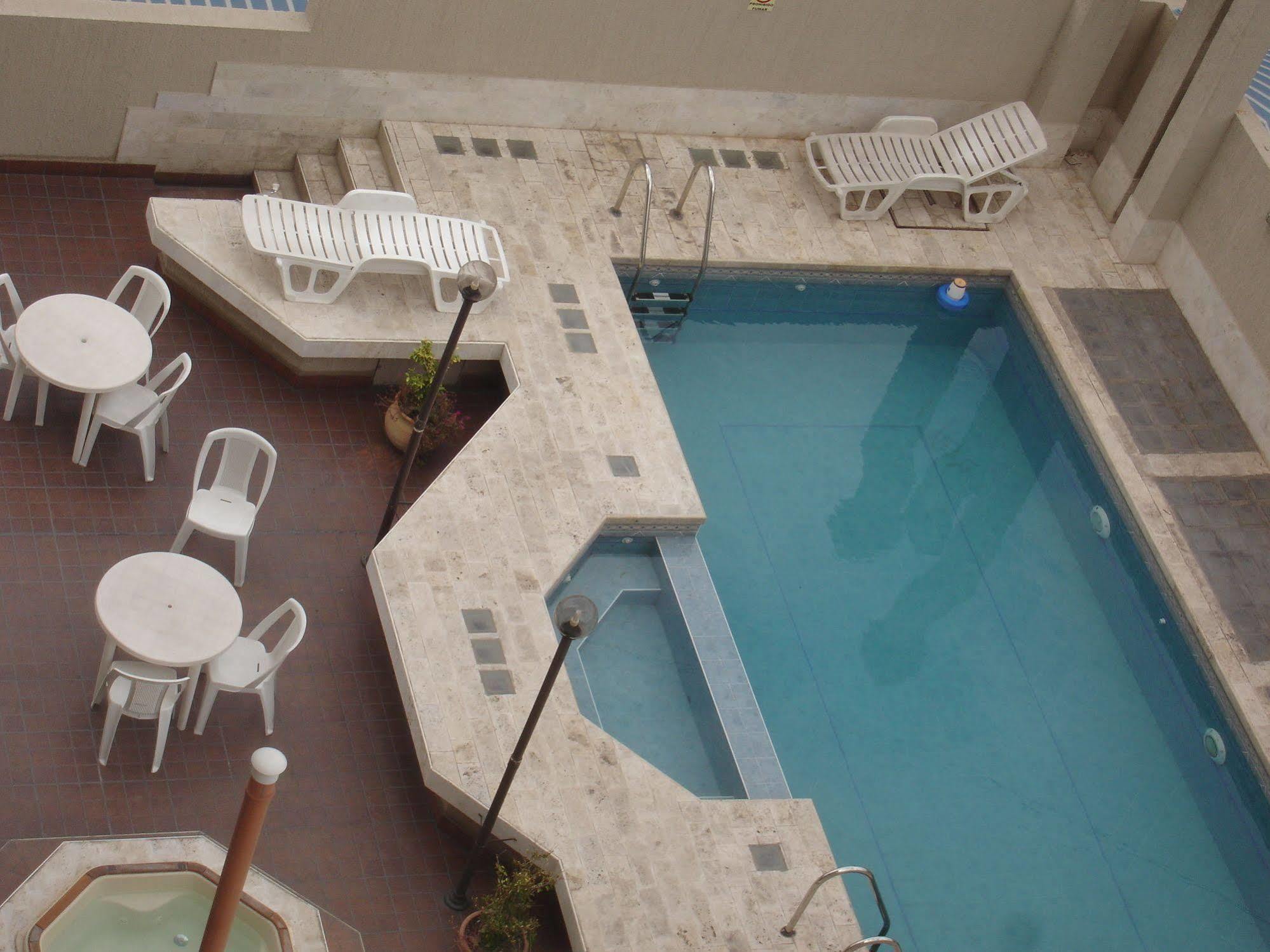 ميندوزا Altezza Apart Suites المظهر الخارجي الصورة